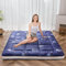 MAXYOYO Futon Matratze, Gepolsterte Japanische Bodenmatratze Gesteppte Bett Matratzenauflage, Dicke Faltbare Isomatte Atmungsaktive Bodenliege Gästebett (Weltraum Abenteuer, 135 x 190 cm)