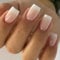 24 Pièces Faux Ongles Court Carrés, Français Press on Nails Rose Blanc Dégradé Ongles à Coller, Acrylique Bâton sur Les Ongles avec Autocollants Adhesif Square Faux Ongles pour Femmes et Filles