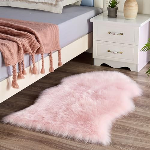 HARESLE Lammfell Teppich Wohnzimmer,Teppich Hochflor Rosa,Kunstfell Teppich Waschbar,Teppich Schlafzimmer Flauschig,Fell Teppich Weich,Teppich Rosa Klein Bettvorleger(Rosa-Unregelmäßig, 60x 90 cm)