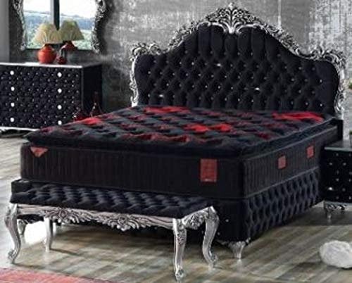 Casa Padrino Barock Doppelbett Schwarz/Silber - Prunkvolles Samt Bett mit Glitzersteinen und Matratze - Komplett Set
