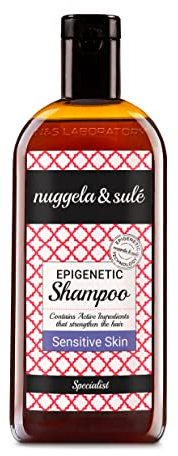 Nuggela & Sulé Beruhigendes Shampoo für empfindliche Kopfhaut. Mit Extrakt aus roter Zwiebel und Bio-Ceramidyl. Beruhigt, hydratisiert und beugt Schuppung vor. 1 x 250 ml
