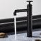 Klassischer Ya Schwarzer Industrieller Feng-Shui-Wasserhahn Heiß Und Kalt Amerikanisch Schwarz Retro-Waschbecken Aufsatzwaschbecken Unterbau-Waschtischarmatur, Schwarzer Hoher Stil