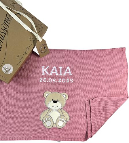 KIDDI-MEDIA Hochwertige Babydecke mit Namen und Geburtsdatum aus 100% Baumwolle/in representativer Geschenkbox/zur Taufe, Geburt, Babyparty, auch als Überwurfdecke (Altrosa Bär)