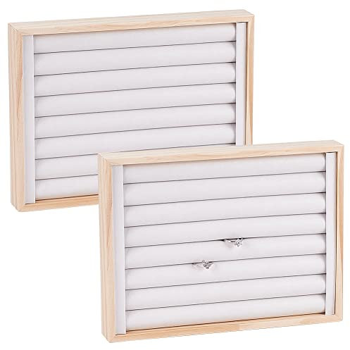 NBEADS 2pz Vassoio per Display per Anelli In Pelle PU, 7 slot Anello Orecchino Portaoggetti Gioielli Display Organizzatore per Gioielli Vendita Al Dettaglio di Esposizione, Bianco, 24.1x18x3.1cm