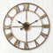 ARVINKEY Leise Wanduhr, europäisches Bauernhaus, Vintage-Uhr mit römischen Ziffern, 47 cm, Nicht tickend, batteriebetrieben, Metallskelett, dekorative Uhr für Zuhause, Küche, Café (Gold)