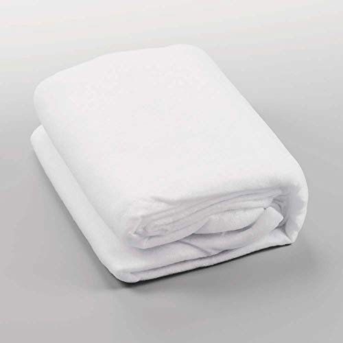 Baker Ross AX569 Coperta Di Neve Finta - 2.4 m x 90 cm, Neve Artificiale Per Display Natalizi, Tappeti Di Neve, Per Alberi Di Natale, Grotte Di Babbo Natale O Vetrine