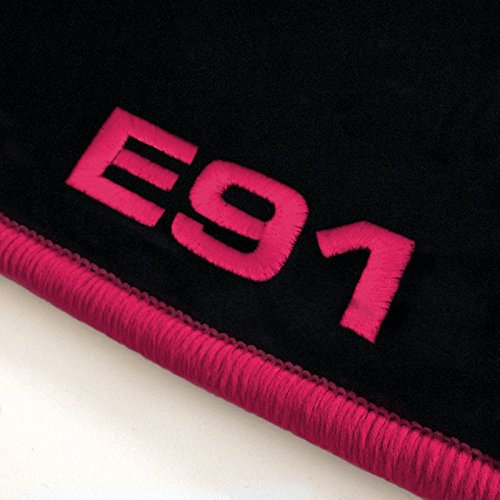 Autoteppich Stylers ATS_Q300_E91-404 Passgenaue Velours Fußmatten mit Logo Stick (E91) und Rand in Pink