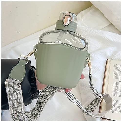 FHUILI Bouteille d'eau en Plastique Mignonne et créative de 23 oz avec Tasse d'eau étanche à la Paille pour Enfants Filles Tasse d'eau Boisson Sport Bouteille de Ventre en Plein air