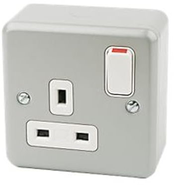 Single Gang Metal Clad Switch Socket: Durable and Reliable 13 Amp 1-Gang Double-Pole Switch Socket