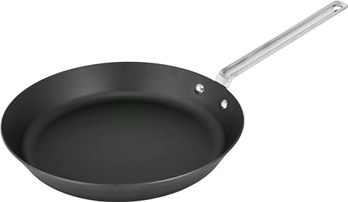 SCANPAN Black Iron Bratpfanne 30 cm | Premium Kohlenstoffstahl | Hohe Temperaturbeständigkeit | Multifunktionale Pfanne mit ergonomischem Griff | Ofenfest | PFAS frei