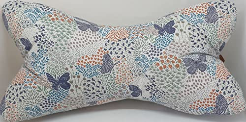 Small&Sweet Handmade Nackenkissen zum entspannten Kuscheln oder Lesen - das Kissen in Knochen-Form zum Stützen des Nackens als Lesekissen (Schmetterlinge)