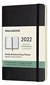 Moleskine Wochenplaner 2022, 12 Monate Wochenkalender, Wochenplaner und Notizbuch, weicher Einband, Format Pocket 9 x 14 cm, Farbe Schwarz, 144 Seiten