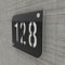 DECOHO - Plaque numéro de Rue Personnalisable PMMA - Plaque Maison Design Vert Pomme Effet givré - 20x15 cm épaisseur 3 mm avec entretois - Blanc