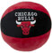 NBA Offizielles Chicago Bulls rundes Ballförmiges Kissen, superweiches 3D-Basketball-Design, perfekt für jedes Kinder- oder Erwachsenen-Schlafzimmer, Sofa oder auf dem Bett, 25 x 25 cm