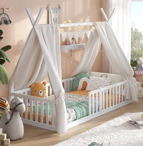 ALAVYA HOME® Kinderbett Hausbett Bodenbett Sky Set mit Deko und Matratze I FSC® zertifizierte inkl. Rausfallschutz & Lattenrost (Hausbett mit Deko Weiß und Matratze, 80 x 160 cm)
