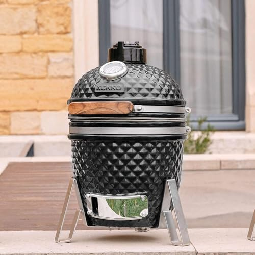 Kamado Little Kokko 13 Zoll (33 cm) – Neue Edition, kompakt und leicht verschiebbar (31 x 45 cm), inkl. Dreibein aus Edelstahl, sehr stabil und im Design, Durchmesser des Grills: 26 cm, tiefschwarz