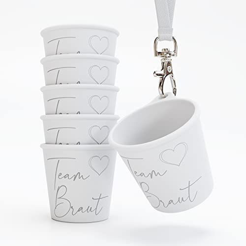 SoPro 6x Schnapsbecher zum Umhängen 4 cl wiederverwendbar - Schnapsgläser JGA 40 ml weiß - Schnapsglas zum Umhängen, Brautbecher mit Gravur, JGA Schnapsgläser, Schnapsgläser zum Umhängen JGA