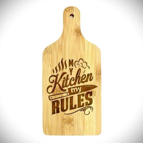 MY KITCHEN MY RULES Küchenbrett 26,5x12x1cm. Servierbrett aus geölten Bambusholz. Käse-, Obst Brotschneidebrett. Ideal für Pizzastücke geeignet. Robust und langlebig. Wanddeko.