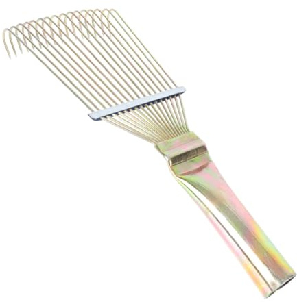 Pferdebürste aus Eisen zum Kämmen und Scheren für Pferd und Rind | Glatte Oberfläche, Angenehmes Gefühl, Hautnaher Sitz, Formstabil bei Nutzung im Stall