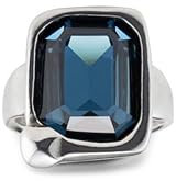 Ring UNOde50 aus versilberter Metalllegierung mit optischer Mittelbox und facettiertem Kristall