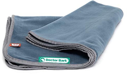 Doctor Bark | kuschelige Hundedecke waschbar bis 95°C, hygienische, weiche Fleecedecke für Sofa und Hundebett, Flauschige Haustierdecke - Made in Germany (L - 120x90 cm/Blaugrau)