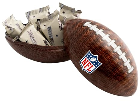 NFL Football Geschenk Dose mit Brownies (150g) – Süßigkeiten Geschenk für Football Fans – Snack Box American Football – Geschenkidee Männer & Fans – Fertig verpackt