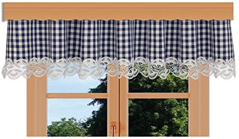 kollektion MT Querbehang Hannah mit Vogtländischer Spitze – hochwertige Landhaus-Gardine blau-weiß kariert | rustikaler Baumwollstoff Blickdicht | Volant mit Reihband Höhe x Breite 30 x 100 cm