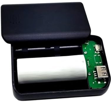 Geheimfach getarnt als Steckdose zum sicheren Verstecken von Wertsachen wie Bargeld und Schmuck zu Hause oder bei Veranstaltungen