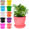 INHEMING Lot de 10 petits pots de fleurs et soucoupes en plastique coloré pour intérieur, mini pots de fleurs avec palette/plateaux pour bureau, maison, bureau, 10 couleurs
