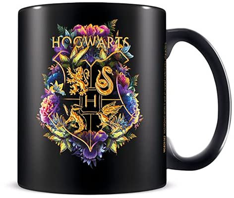 Pyramid International Harry Potter Ceramic Mug with Hogwarts Crest Design in Presentation Box - Official Merchandise