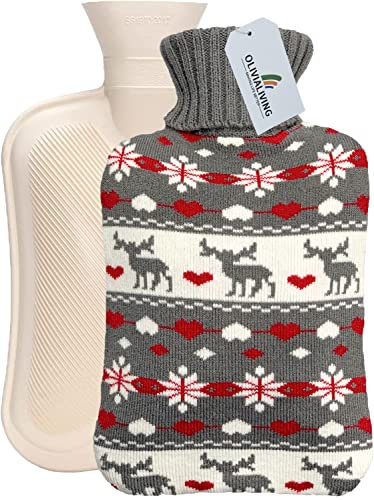 OliviaLiving Wärmflasche mit Strickbezug – ideal für Krämpfe, Schmerzlinderung und gemütliche Nächte – Wasserheizkissen – Füße und Bettwärmer für Erwachsene, nordische Rentier