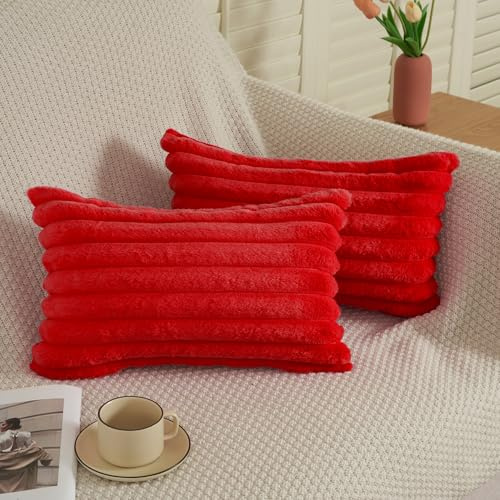 ORANIFUL Rot 30x50 Fell Kissenbezüge Weihnachten Set 2-teilig Kuschelkissen Rechteckig Flauschig Kissenhülle Streifen Design Kissen Hülle für Sofa Couch Bett Weicher Fake Fur Bezug Moderne Dekokissen