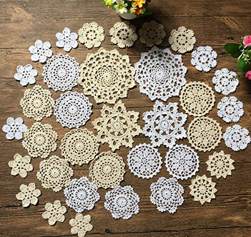 MINDPLUS Set mit 36 Mini-Handhäkeldeckchen Kleine Gehäkelte Spitzendeckchen aus Baumwolle Tischset Untersetzer 7–15 cm Weiß Beige Vintage-Hochzeit Dekoration für Hight Tea