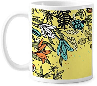 Tasse mit Lilien, Blumen, Pflanzen, Keramik, Kaffee, Porzellan