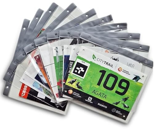 RUNGIFT Startnummernhüllen Lauf – 10er Set Klare Schutzhüllen für Startnummern – Passend Medaillenhalter – Transparentes Etui für Laufnummern, Marathon & Trail