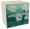 Anglerkasse Spardose aus Holz mit Anglermotiv für Angler schöne Spardose aus Holz aus Holz für leidenschaftliche Fischer um auf neues Angelequipment zu sparen