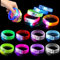 16 Stück Leuchtstab Glasfaser,Leuchtstäbe Partyzubehör,Leuchtstäbe Bunte,LED Leuchtstäbe Glow in The Darkness Stick Partyzubehör,Glasfaser Leuchtstab für Kinder Weihnachten,Party,Konzert,Hochzeit