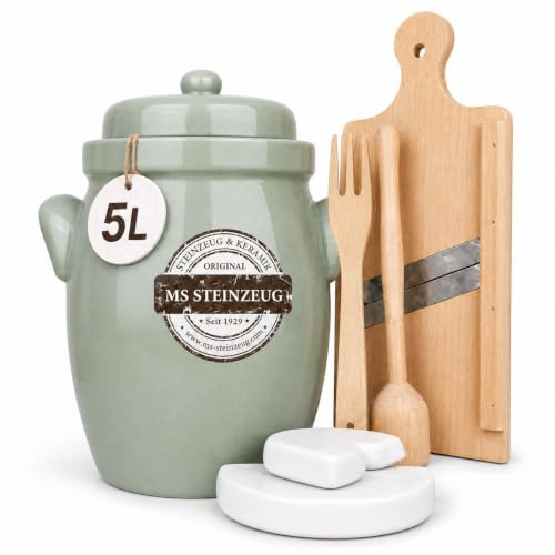 MS-Steinzeug Gärtopf-Set 5 L, Grün, Sauerkrauttopf mit Fermentier-Zubehör | Fermentiertopf aus Steinzeug mit Deckel - inklusive Beschwerungssteinen, Krautschneider, Stampfer, Krautgabel & Rezepten