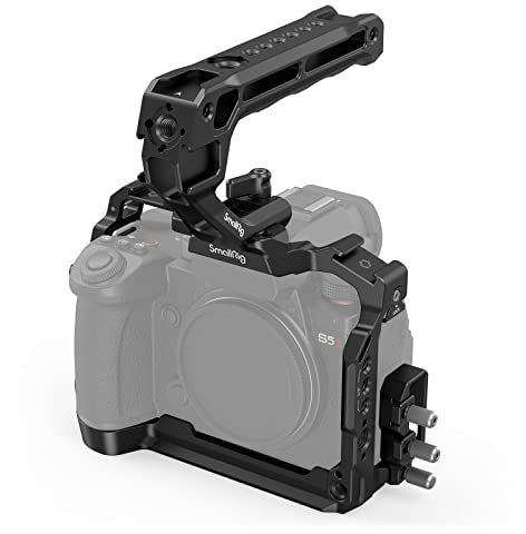SMALLRIG Cage Käfig Set für Panasonic LUMIX S5 II / S5 IIX, vollständiger Käfig mit NATO-Griff Oben und HDMI- und USB-C-Kabelklemme, integriertem Kaltschuh und Schnellwechselplatte für Arca - 4143