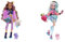 Monster High Clawdeen Wolf-Puppe mit Hund Crescent und Accessoires wie Rucksack & Lagoona Blue Puppe - Pink Hoodie, Batik-Bikeshorts, Plateausandalen, Flossen, Zubehör, für Kinder ab 6 Jahren, HHK55