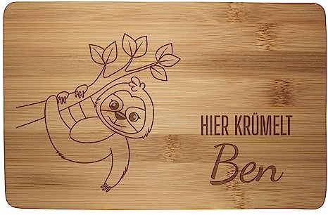 wandmotiv24 Personalisiertes Frühstücksbrettchen, 22x14 cm, hier krümelt, Faultier, Name, Holz, Schneidebrett, Geschenke M0851