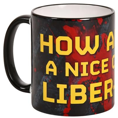 Elbenwald Liber-Tea Tasse mit How About A Nice Cup Of Liber-Tea Schriftzug Rundumdruck für Helldivers Fans - 320 ml Fassungsvermögen 9 cm Höhe - Keramik Schwarz