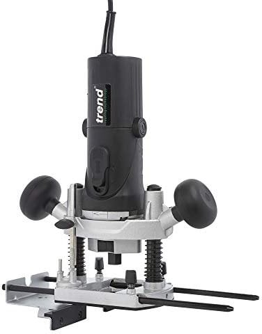 Trend T4 1/4 Inch Variable Speed Workshop Router and Kitbox, Perfect for Hinge Cutting, Timber Profiling & Hand Carving, 850W, 240V, T4EK