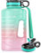 Bouteille d'eau de motivation avec marquages de temps et paille, 2,2 L, grande carafe d'eau de sport avec poignée, sans BPA, étanche pour fitness, salle de sport et sports de plein air, vert