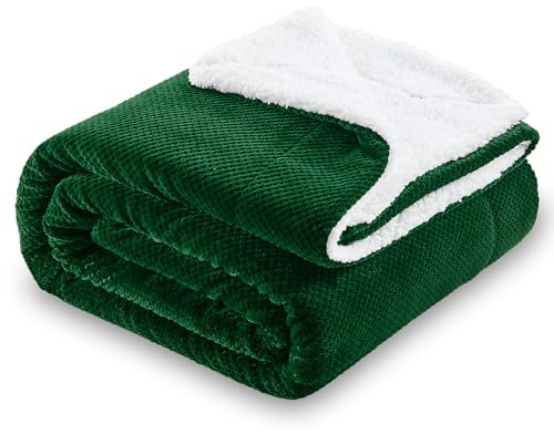 SOCHOW Waffel Sherpa Fleecedecke, superweiche, flauschig warme, leichte, Wendeplüschdecke für Bett, Sofa und Couch, 150 x 200 cm Waldgrün