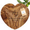 HOFMEISTER® Brettchen Herzform Gravur Namen - aus Olivenholz, Geschenk für Verliebte zum Jahrestag, zur Hochzeit oder Valentinstag, dekorative Geschenkidee, 21 cm