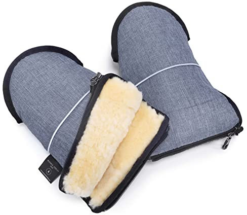 Lammfell Handwärmer von WERNER CHRIST BABY – GLOVY Handschuhe sind der ideale Kinderwagen-Muff aus medizinischem Fell, warmer universaler und wasserabweisender Handmuff, in blu (hellblau)