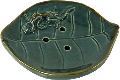 GURU SHOP Exotische Keramik Seifenschale - Lotusblatt mit Gecko, Grün, 2x10x8 cm, Seifenschalen