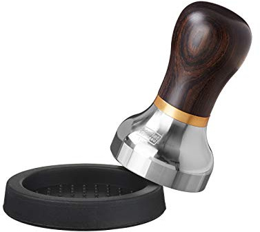 scarlet espresso | Tamper »Vittoria« für Barista; mit ergonomischem Griff aus Edelholz und präzisionsgefertigter, hochglanzpolierter Edelstahlbasis (53 mm, Ebenholz - Schwarz + Tamperablage)