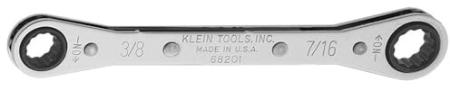 Klein Tools 68201 Ratschenschlüssel, hergestellt in den USA, 3/8 Zoll x 7/16 Zoll, mit Umkehrratsche und verchromter Oberfläche